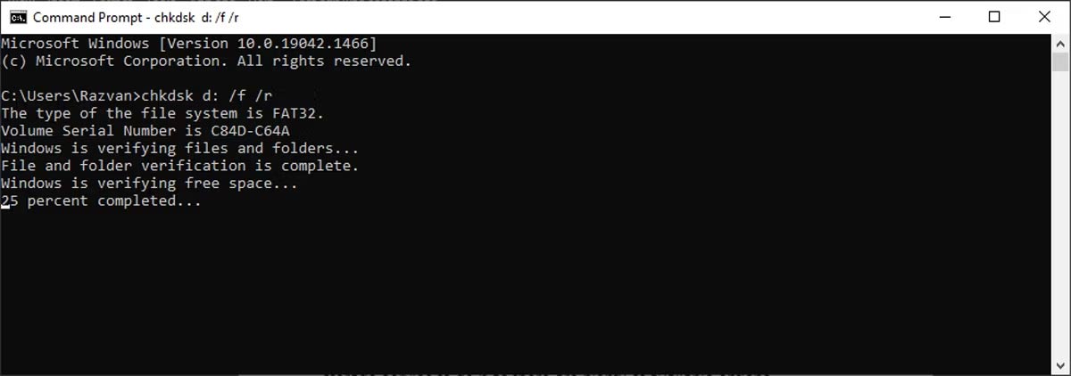 Cửa sổ nhắc lệnh trên Windows 10