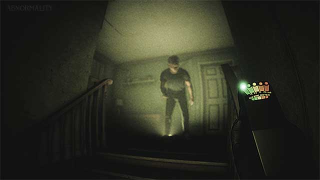 Bóng tối và âm thanh là kẻ thù lớn nhất trong Abnormality