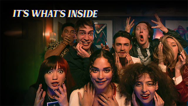 Poster phim hài kinh dị giật gân Mỹ Điều bên trong - It's What's Inside