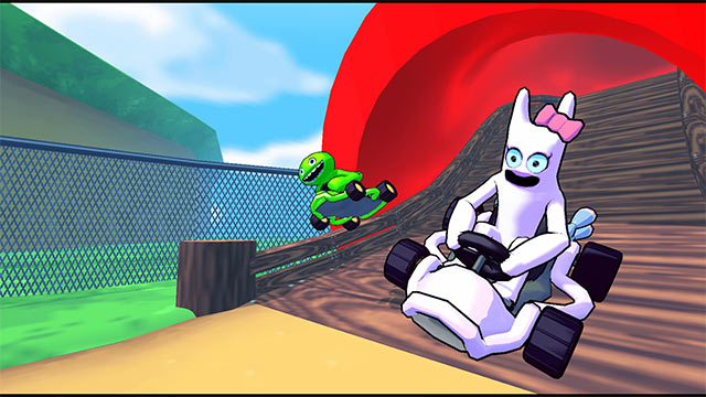 Thực hiện những cú drift thần sầu để tăng tốc và cán đích đầu tiên