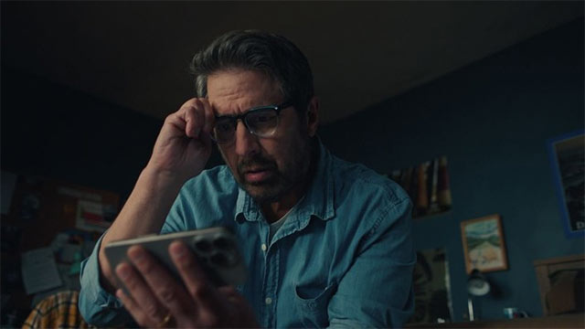 Để cuối cùng họ nhận ra, cách tốt nhất để vượt qua bóng tối quá khứ là đối mặt với nó