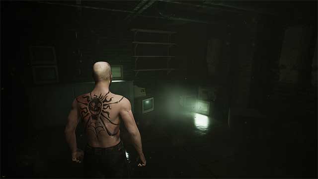 Lẻn vào phòng thí nghiệm ngầm khổng lồ bên dưới Nhà nghỉ Night Soul