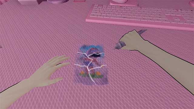 Gắn ảnh và đưa cho Ghostly Mita xem