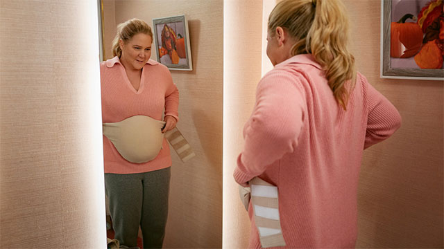 Câu chuyện về Lainy giả bầu vì ghen tị với những người bạn đang mang thai