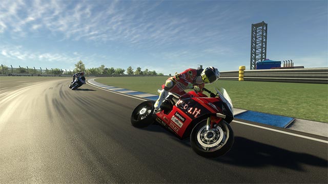 Rất nhiều chế độ chơi đơn và nhiều người chơi trong VRider SBK 