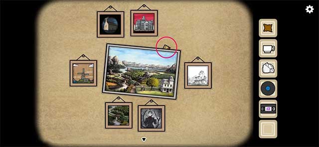 Sắp xếp lại các bức ảnh trên tường rồi lấy diêm