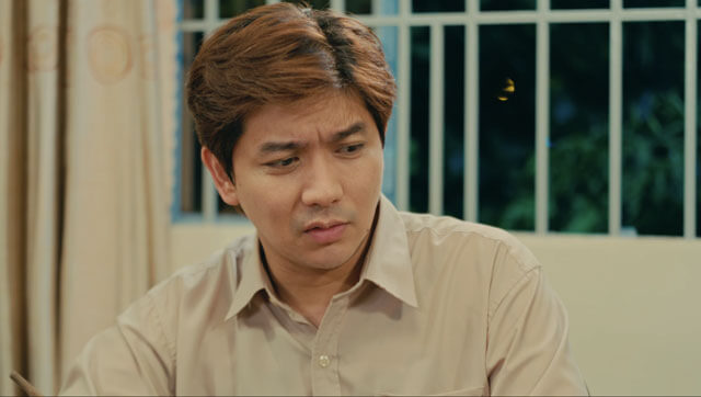 Tim vào vai Phúc, người con trai cả luôn bị giằng xé giữa mẹ và vợ