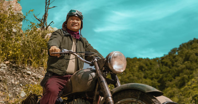 Petchtai Wongkamlao vai Mum Jokmok là một tên cướp huyền thoại