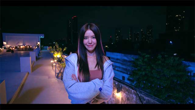 Toàn bộ nội dung được quay với diễn viên thật