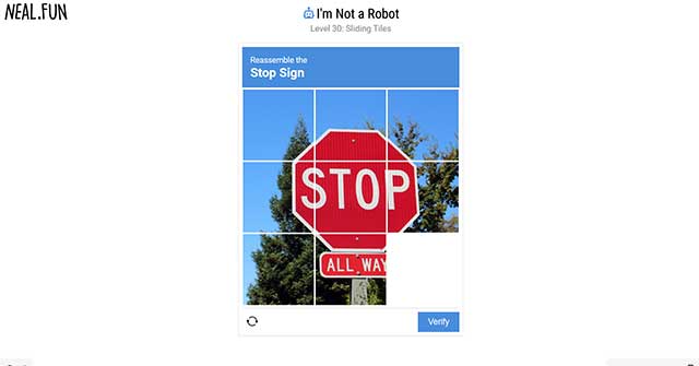 I'm Not a Robot là một web game giải đố lấy cảm hứng từ CAPTCHA