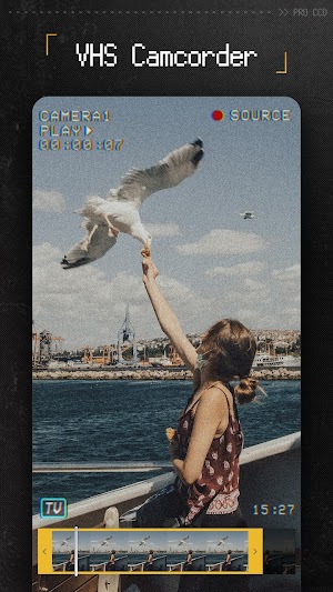 Tạo ảnh phong cách VHS cổ điển với hiệu ứng vignette và grain