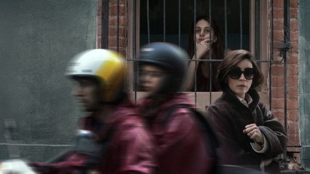 The Follies - Ranh giới điên loạn là bộ phim tâm lý xã hội Mexico trên Netflix