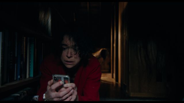 Kỳ nghỉ kỷ niệm một năm ngày cưới của Liz và Malcolm sớm biến thành cơn ác mộng