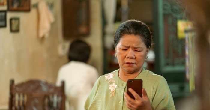 NSND Thanh Hoa đảm nhận vai Bà nội của nhân vật chính Tiến