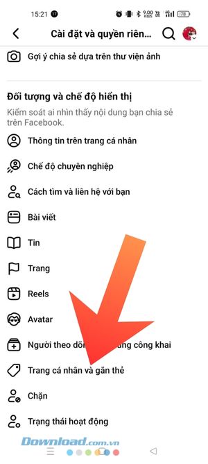 Nhấn vào mục Trang cá nhân và gắn thẻ