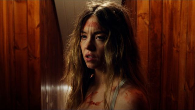 Sydney Sweeney vào vai cô hầu gái trong một gia đình giàu có nhưng đầy bí ẩn