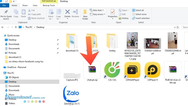Lưu tệp dữ liệu về máy và giải nén để xem