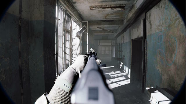 Traceback là game hành động bắn súng FPS siêu thực