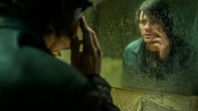 Return to Silent Hill (2026) là phim kinh dị tâm lý siêu nhiên trong series Silent Hill gồm 3 phần