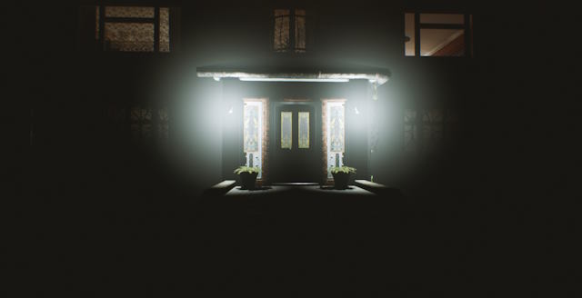 The Mirst là game kinh dị FPS lấy bối cảnh một ngôi nhà ma ám