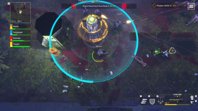 Kết hợp vũ khí, trang bị, tháp canh, áo giáp... để gia tăng sức mạnh và cơ hội chiến thắng