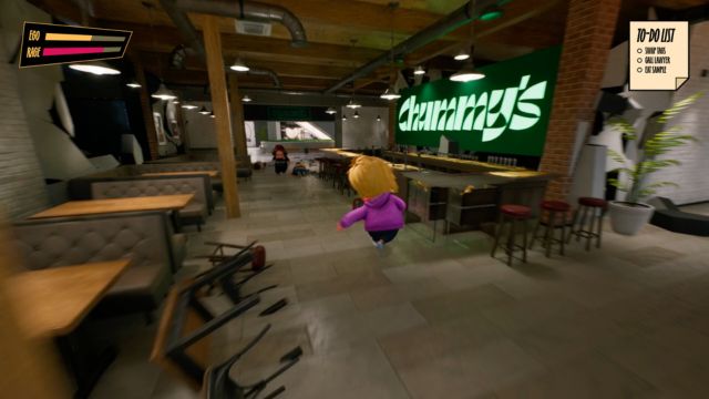 Đấm đá, tát, phá hủy, xô đổ... để biến trung tâm thương mại thành đống hỗn độn