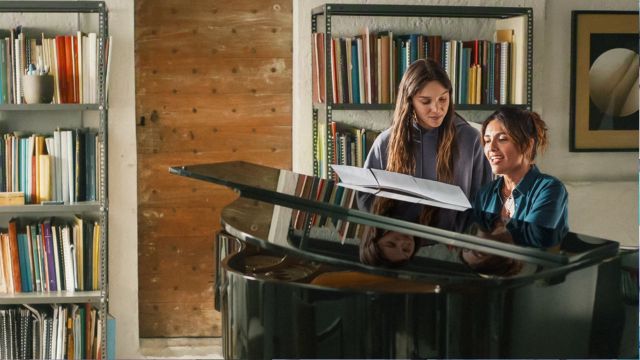 Poster phim Tiếng hát trong thinh lặng - Feel My Voice độc quyền trên Netflix