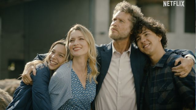 Cô phải lựa chọn giữa con đường âm nhạc và gia đình đặc biệt của mình...