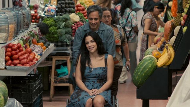 Santita mang đến một câu chuyện tình yêu độc lạ và táo bạo