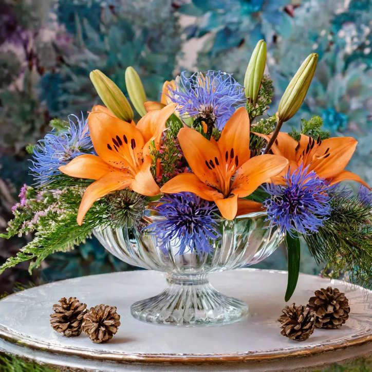 Tranh vẽ hoa loa kèn màu cam