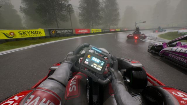 Game KartOne sở hữu cơ chế điều khiển chính xác, dựa trên vật lý thực tế