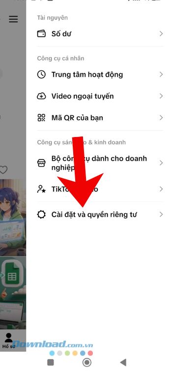 Nhấn vào mục Cài đặt và quyền riêng tư