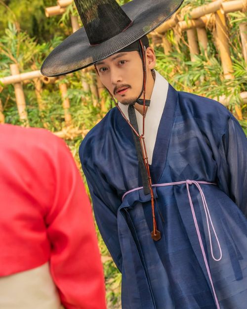 Ji Chang Wook trong vai Cho Won