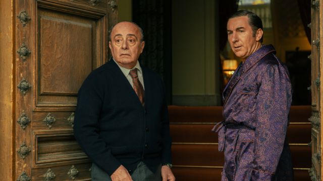 Fading Grandeur bao gồm 6 tập, phát sóng độc quyền trên Netflix
