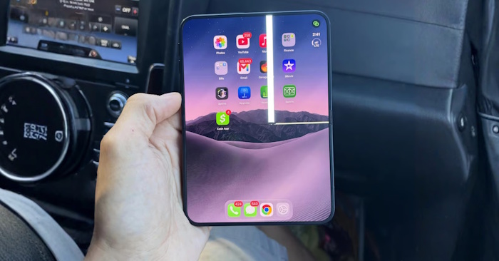Màn hình iPhone Duo bị nứt